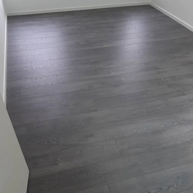 Piso Vinílico SPC Carbón SPC101 - caja 12 unidades
